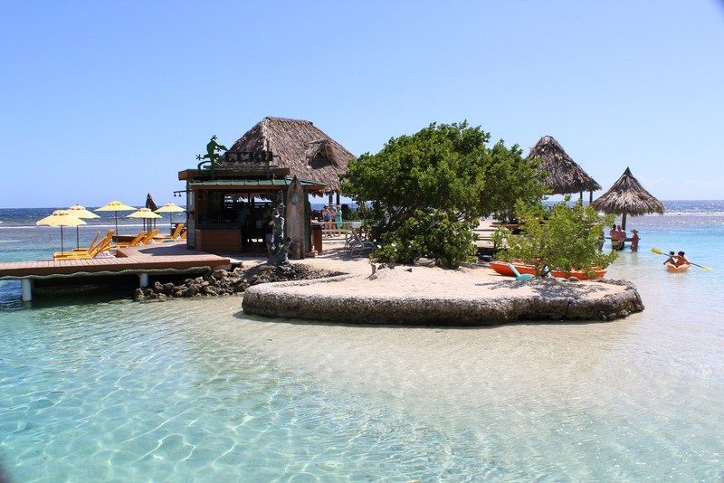 Clarion Suites Roatan At Pineapple Villas French Harbour Exteriör bild
