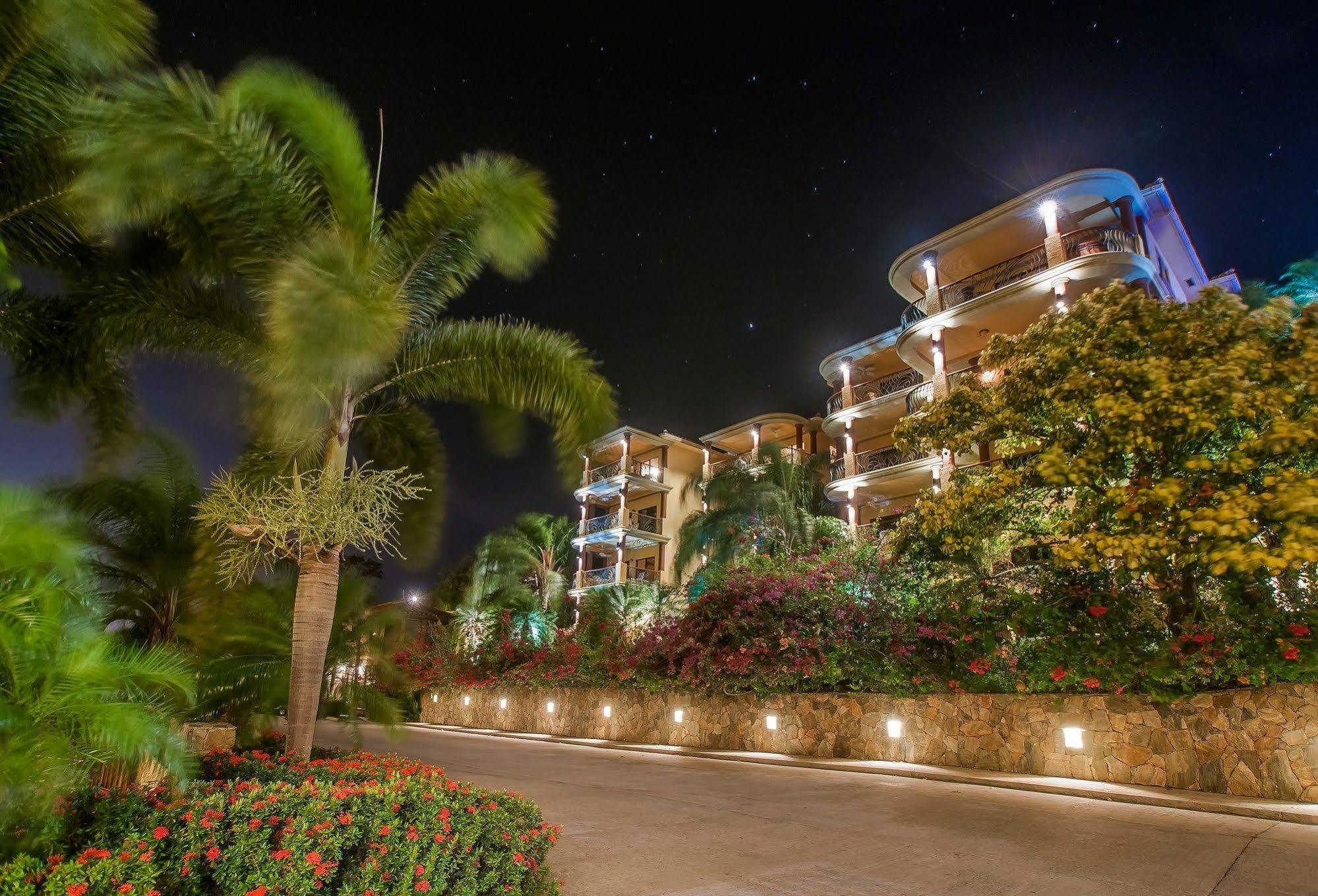Clarion Suites Roatan At Pineapple Villas French Harbour Exteriör bild